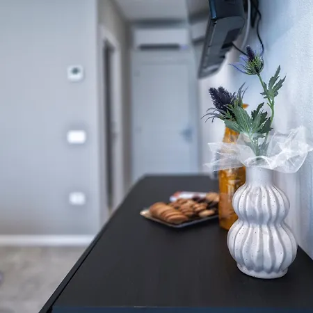 Valentino Konukevi 3*