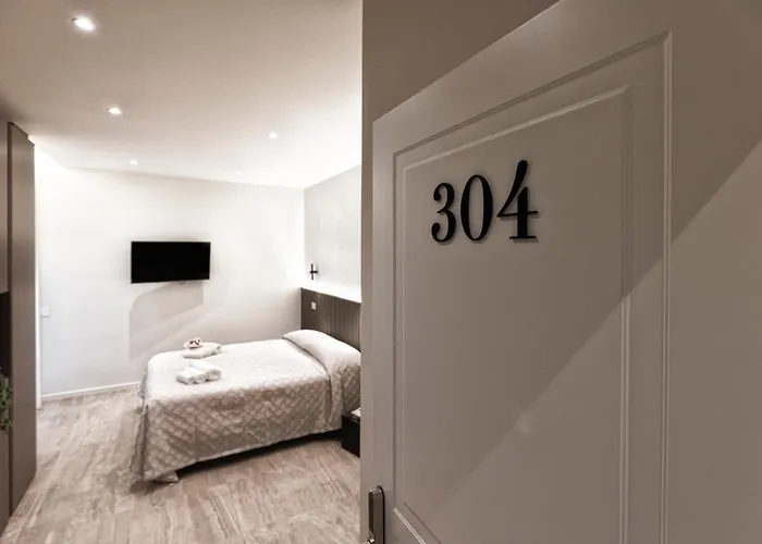 Valentino 3* ראבנה