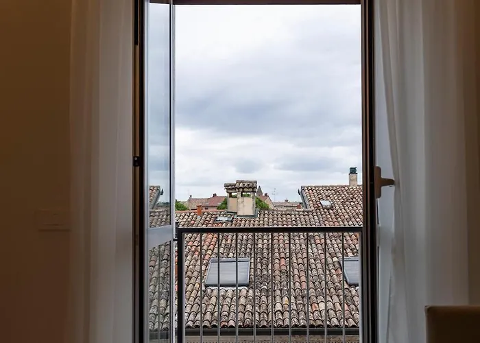 Konukevi Valentino Ravenna