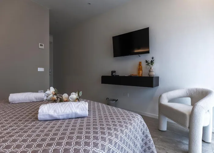 Konukevi Valentino 3*